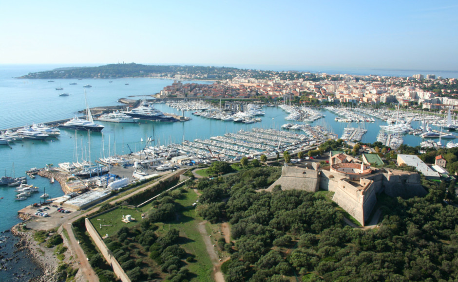 Fort et port Vauban à Antibes